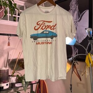 Ford Mustang American Muscle Graphic Tee White Men's Size Medium